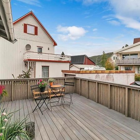 Din Hjem! Mitt I By1. Gratis Parkering!! Apartment นาร์วิก ภายนอก รูปภาพ