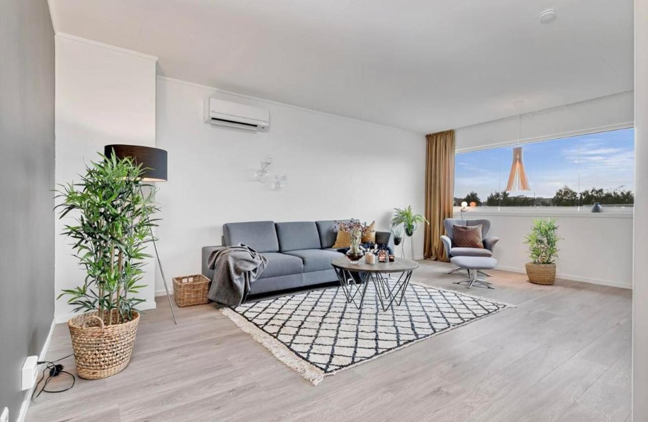 Din Hjem! Mitt I By1. Gratis Parkering!! Apartment นาร์วิก ภายนอก รูปภาพ