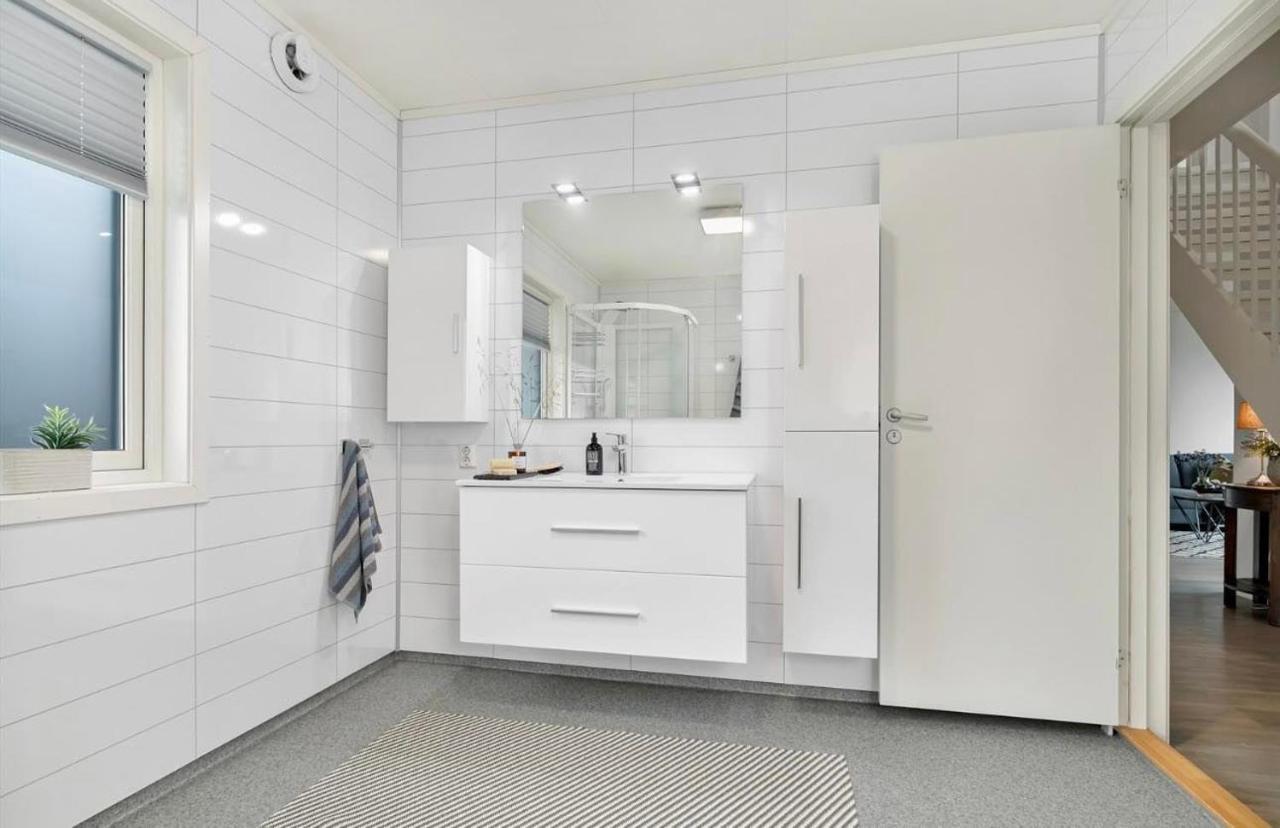 Din Hjem! Mitt I By1. Gratis Parkering!! Apartment นาร์วิก ภายนอก รูปภาพ