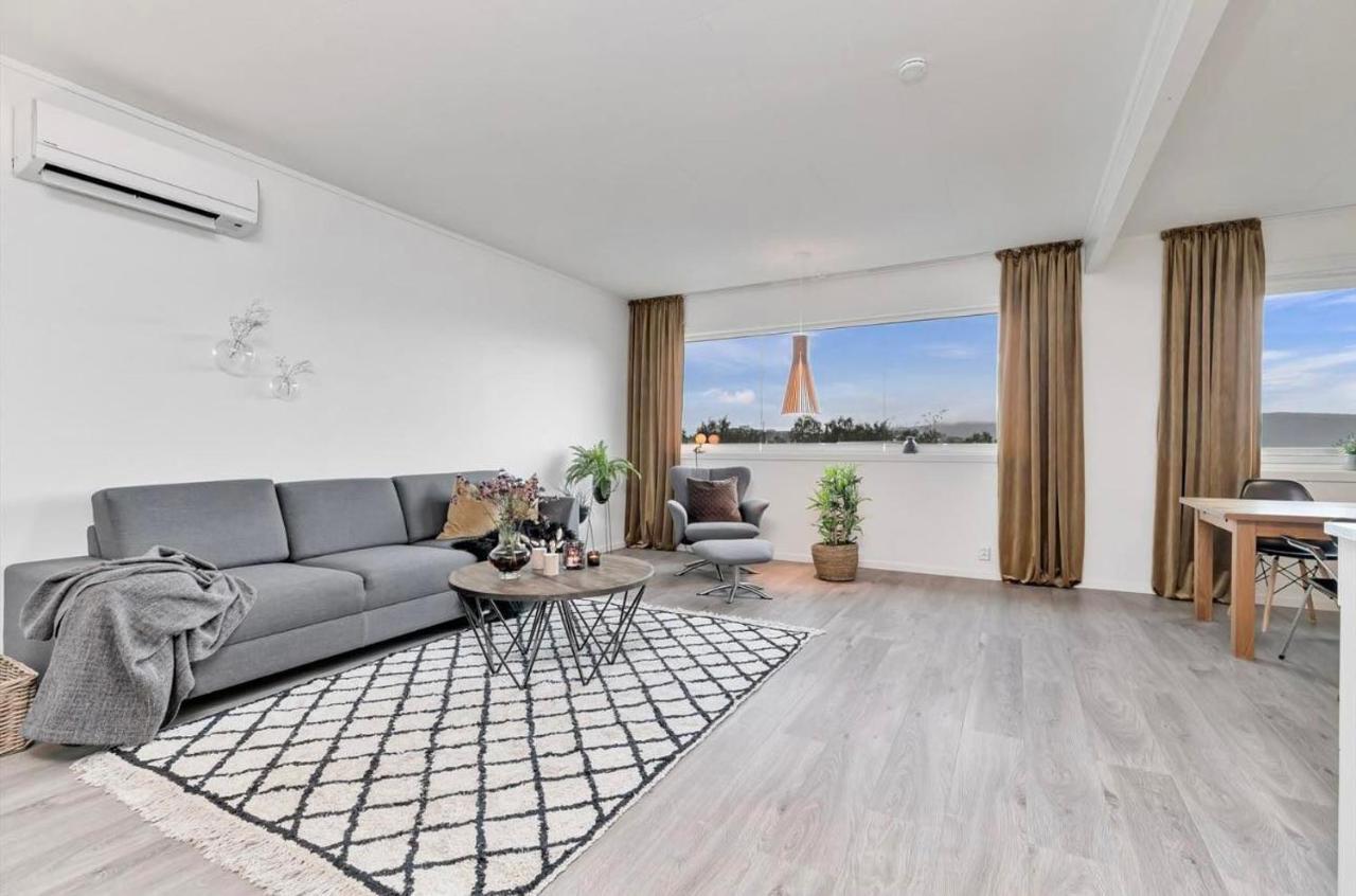 Din Hjem! Mitt I By1. Gratis Parkering!! Apartment นาร์วิก ภายนอก รูปภาพ